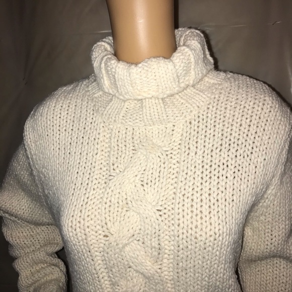 Mimi Maternity Cream Cable Knit Sweater Size Sm - Picture 3 of 5